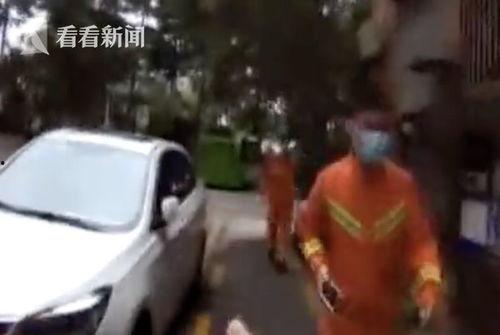 车内吃瓜搞笑视频,笑料横飞，欢乐无限